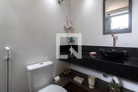 Casa à venda com 400m², 8 quartos e 3 vagas Casa à venda com 400m², 8 quartos e 3 vagasbanheiro na suíte3