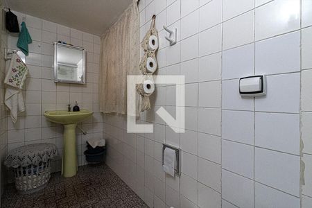 Casa à venda com 400m², 8 quartos e 3 vagas Casa à venda com 400m², 8 quartos e 3 vagasbanheiro na despensa