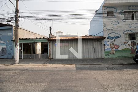 Casa à venda com 400m², 8 quartos e 3 vagas Casa à venda com 400m², 8 quartos e 3 vagasfachada