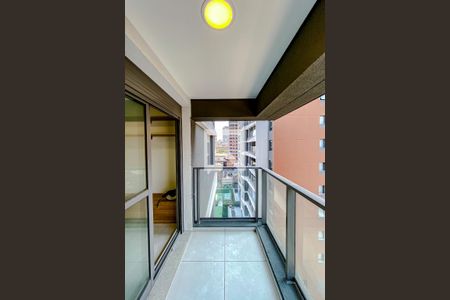 Varanda da Sala/Quarto de kitnet/studio para alugar com 1 quarto, 25m² em Alto do Ipiranga, São Paulo