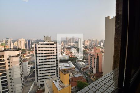 Quarto - Vista de apartamento para alugar com 1 quarto, 50m² em Cambuí, Campinas