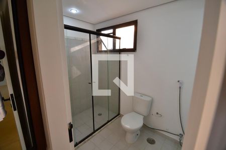 Banheiro de apartamento para alugar com 1 quarto, 50m² em Cambuí, Campinas