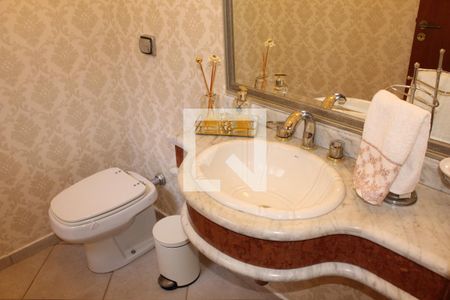 Lavabo de casa de condomínio para alugar com 4 quartos, 630m² em Granja Viana Ii, Cotia