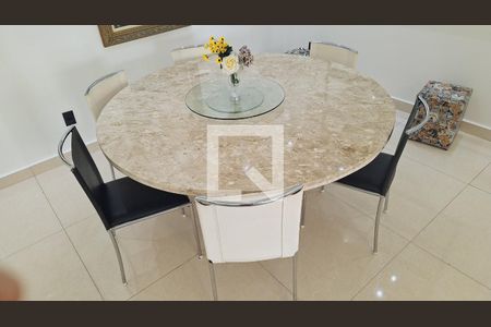 Detalhe da sala de apartamento para alugar com 3 quartos, 152m² em Ocian, Praia Grande