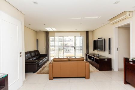 Sala de apartamento para alugar com 3 quartos, 105m² em Indianópolis, São Paulo