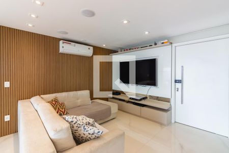 Sala de TV de apartamento à venda com 3 quartos, 113m² em Vila Osasco, Osasco