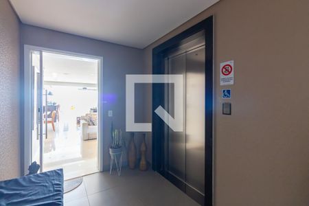 Hall de Entrada de apartamento à venda com 3 quartos, 113m² em Vila Osasco, Osasco