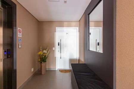 Hall de Entrada de apartamento à venda com 3 quartos, 113m² em Vila Osasco, Osasco