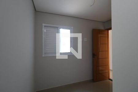 Quarto de apartamento à venda com 2 quartos, 46m² em Vila Cecilia Maria, Santo André