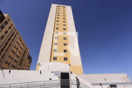 Fachada de apartamento para alugar com 3 quartos, 80m² em Samambaia Sul (samambaia), Brasília