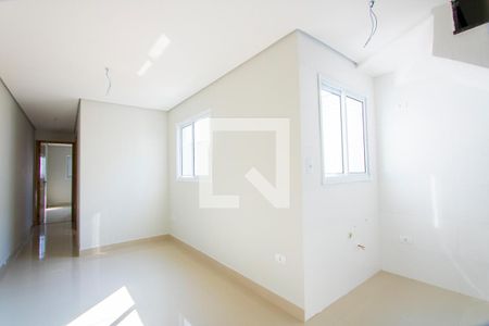 Sala de apartamento à venda com 2 quartos, 93m² em Vila Cecilia Maria, Santo André