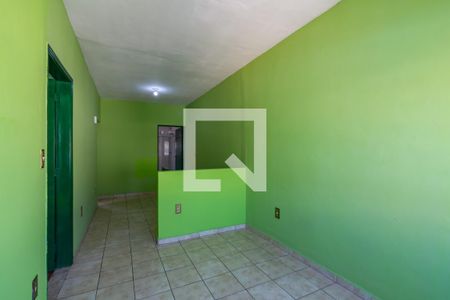 Sala de TV de casa à venda com 4 quartos, 154m² em Umuarama, Osasco