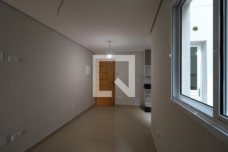 Sala de apartamento à venda com 2 quartos, 46m² em Vila Cecilia Maria, Santo André