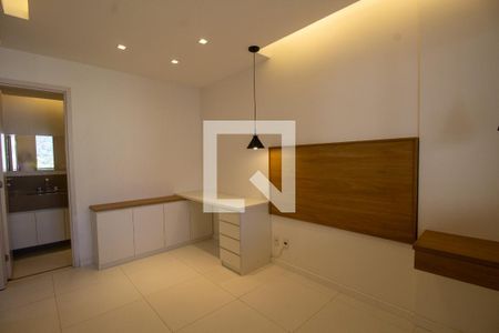 Suíte de apartamento à venda com 2 quartos, 70m² em Recreio dos Bandeirantes, Rio de Janeiro