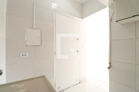 Cozinha de apartamento para alugar com 1 quarto, 26m² em Barra Funda, São Paulo