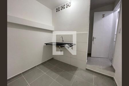 Cozinha de casa para alugar com 1 quarto, 14m² em Vila Lageado, São Paulo