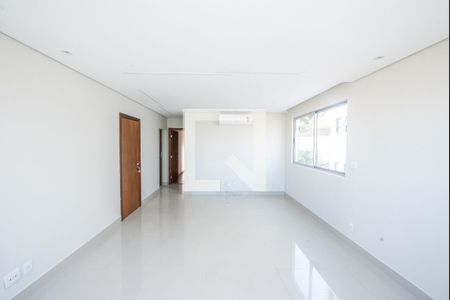 Apartamento à venda com 4 quartos, 100m² em Colégio Batista, Belo Horizonte