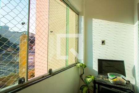 Varanda da sala de apartamento à venda com 2 quartos, 58m² em Vila Eldizia, Santo André