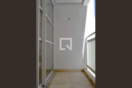 Varanda de apartamento à venda com 2 quartos, 67m² em Pinheiros, São Paulo