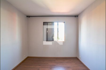 Quarto 2 de apartamento para alugar com 2 quartos, 85m² em Vila Pires, Santo André