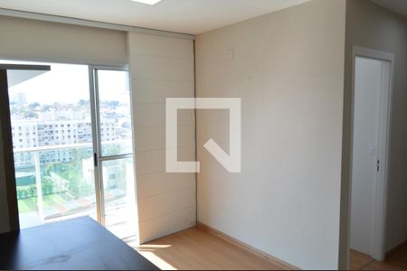 Sala  de apartamento para alugar com 2 quartos, 47m² em Pechincha, Rio de Janeiro