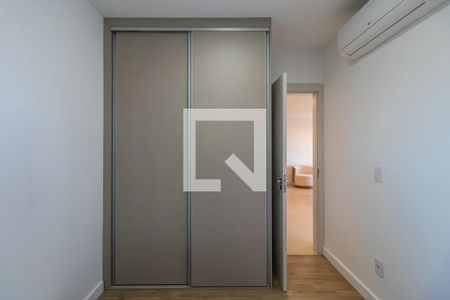 Quarto 1 de apartamento para alugar com 2 quartos, 88m² em Empresarial 18 do Forte, Barueri