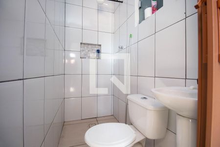 Banheiro de kitnet/studio para alugar com 1 quarto, 49m² em Cêilandia , Brasília