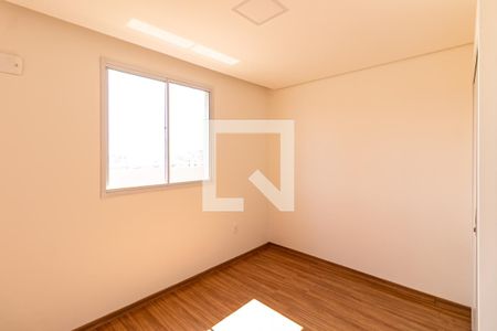 Quarto  de apartamento para alugar com 2 quartos, 95m² em Buritis, Belo Horizonte