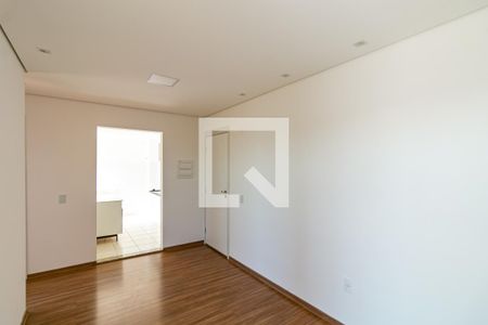 Sala  de apartamento para alugar com 2 quartos, 95m² em Buritis, Belo Horizonte