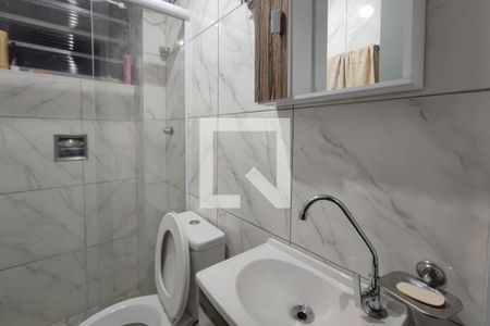 Banheiro de apartamento à venda com 2 quartos, 48m² em Vila Padre Manoel de Nobrega, Campinas