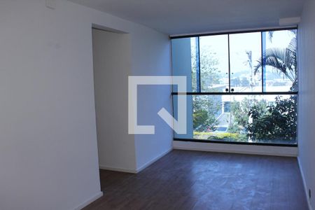 Sala de apartamento para alugar com 3 quartos, 70m² em Granja Viana Ii, Cotia