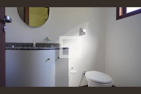 Lavabo - Sala de casa de condomínio para alugar com 4 quartos, 310m² em Campeche, Florianópolis