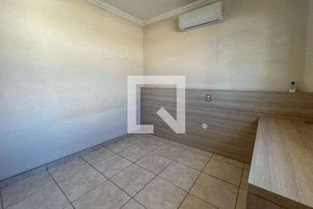 Quarto 2 de casa à venda com 4 quartos, 220m² em Tijuco, Contagem