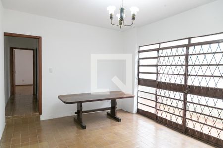 Sala 2 de casa para alugar com 3 quartos, 195m² em Teresópolis, Porto Alegre