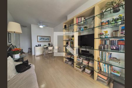 Sala de apartamento para alugar com 3 quartos, 80m² em Recreio dos Bandeirantes, Rio de Janeiro