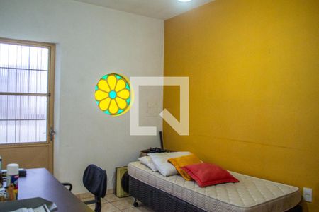 Quarto de casa à venda com 3 quartos, 90m² em Teresópolis, Porto Alegre