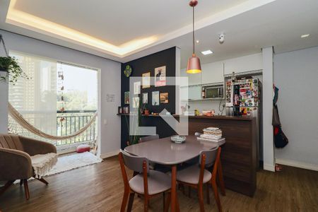 Sala de apartamento à venda com 2 quartos, 54m² em Vila Praia, São Paulo