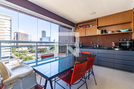 Varanda de apartamento à venda com 2 quartos, 74m² em Pinheiros, São Paulo