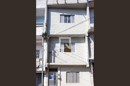 Fachada de casa para alugar com 1 quarto, 40m² em Conceição, Diadema