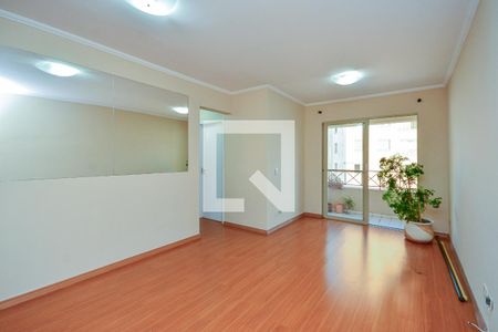 Sala de apartamento para alugar com 2 quartos, 64m² em Vila Isa, São Paulo