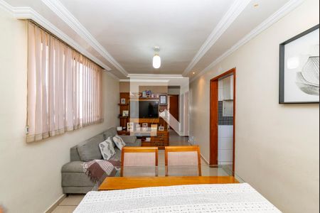 Sala de apartamento à venda com 3 quartos, 60m² em Carlos Prates, Belo Horizonte