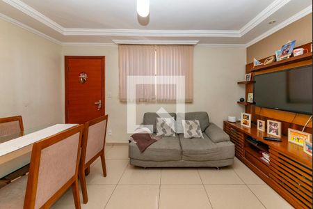 Sala de apartamento à venda com 3 quartos, 60m² em Carlos Prates, Belo Horizonte