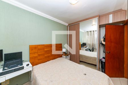 Quarto 1 de apartamento à venda com 3 quartos, 60m² em Carlos Prates, Belo Horizonte