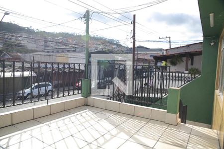 Varanda de casa à venda com 3 quartos, 152m² em Ferrazópolis, São Bernardo do Campo