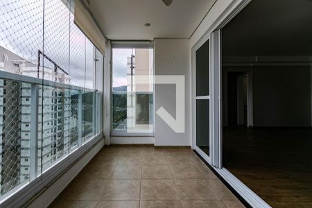 Sacada de apartamento para alugar com 3 quartos, 110m² em Loteamento Mogilar, Mogi das Cruzes