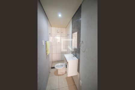 Banheiro de casa para alugar com 1 quarto, 35m² em Trindade, São Gonçalo