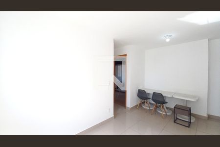 Sala de apartamento para alugar com 2 quartos, 43m² em Villa Garden, Campinas