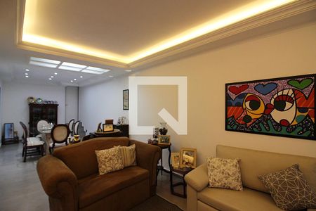 Sala de casa à venda com 3 quartos, 330m² em Vila Mussoline, São Bernardo do Campo