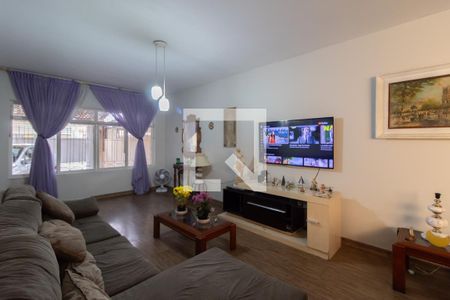 Sala de casa à venda com 4 quartos, 200m² em Vila Milton, Guarulhos