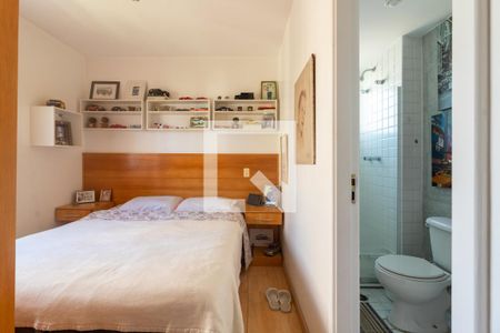 Quarto Suíte de apartamento para alugar com 2 quartos, 57m² em Paraíso do Morumbi, São Paulo